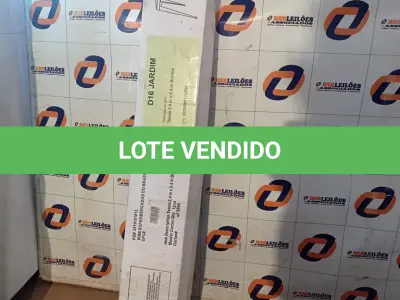LOTE 112 - 01 – TENDA GAZEBO 2,40 X2,40 (NO ESTADO, NÃO SABEMOS SE FUNCIONA. LEILÃO NÃO TEM GARANTIA E NEM DEVOLUÇÃO, SUJEITO A POSSÍVEIS AVARIAS VISÍVEIS/OCULTAS E/OU AUSÊNCIA DE COMPONENTES)