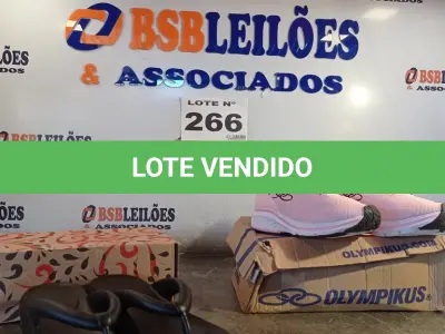 LOTE 266 - 02 – PARES DE CALÇADOS FEMININO Nº 35 (NO ESTADO, NÃO SABEMOS SE FUNCIONA. LEILÃO NÃO TEM GARANTIA E NEM DEVOLUÇÃO, SUJEITO A POSSÍVEIS AVARIAS VISÍVEIS/OCULTAS E/OU AUSÊNCIA DE COMPONENTES)