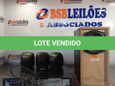 LOTE 253 - 01 - HOME THEATER LG (NO ESTADO, NÃO SABEMOS SE FUNCIONA. LEILÃO NÃO TEM GARANTIA E NEM DEVOLUÇÃO, SUJEITO A POSSÍVEIS AVARIAS VISÍVEIS/OCULTAS E/OU AUSÊNCIA DE COMPONENTES)