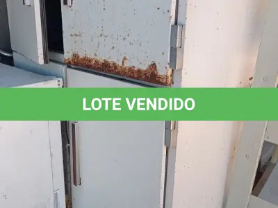 LOTE 498 - 01 GELADEIRA INDUSTRIAL MARCA METALFRIO. (NO ESTADO, LEILÃO NÃO TEM GARANTIA E NEM DEVOLUÇÃO, SUJEITO A POSSÍVEIS AVARIAS VISÍVEIS/OCULTAS E/OU AUSÊNCIA DE COMPONENTES).