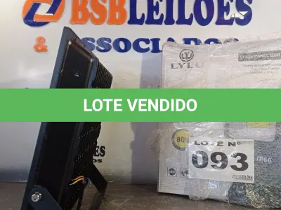 LOTE 093 - 02 - REFLETOR LED 400W BIVOLT (NO ESTADO, NÃO SABEMOS SE FUNCIONA. LEILÃO NÃO TEM GARANTIA E NEM DEVOLUÇÃO, SUJEITO A POSSÍVEIS AVARIAS VISÍVEIS/OCULTAS E/OU AUSÊNCIA DE COMPONENTES)
