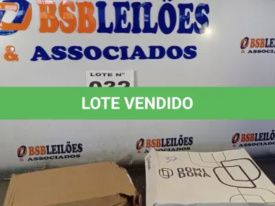 LOTE 032 - 02 – PARES DE CALÇADOS FEMININO Nº 37 (NO ESTADO, NÃO SABEMOS SE FUNCIONA. LEILÃO NÃO TEM GARANTIA E NEM DEVOLUÇÃO, SUJEITO A POSSÍVEIS AVARIAS VISÍVEIS/OCULTAS E/OU AUSÊNCIA DE COMPONENTES)