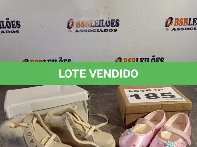 LOTE 185 - 02 – PARES DE CALÇADOS INFANTIL Nº 23 (NO ESTADO, NÃO SABEMOS SE FUNCIONA. LEILÃO NÃO TEM GARANTIA E NEM DEVOLUÇÃO, SUJEITO A POSSÍVEIS AVARIAS VISÍVEIS/OCULTAS E/OU AUSÊNCIA DE COMPONENTES)