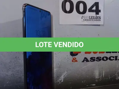 LOTE 004 - 01 - SAMSUNG GALAXY S20 PLUS 128GB (NO ESTADO, NÃO SABEMOS SE FUNCIONA. LEILÃO NÃO TEM GARANTIA E NEM DEVOLUÇÃO, SUJEITO A POSSÍVEIS AVARIAS VISÍVEIS/OCULTAS E/OU AUSÊNCIA DE COMPONENTES)
