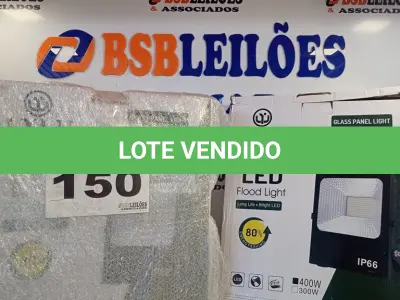 LOTE 150 - 02 - REFLETORES LED 400W BIVOLT (NO ESTADO, NÃO SABEMOS SE FUNCIONA. LEILÃO NÃO TEM GARANTIA E NEM DEVOLUÇÃO, SUJEITO A POSSÍVEIS AVARIAS VISÍVEIS/OCULTAS E/OU AUSÊNCIA DE COMPONENTES)