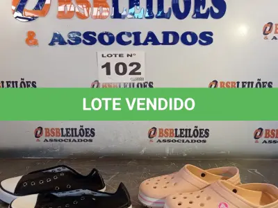 LOTE 102 - 02 – PARES DE CALÇADOS FEMININO Nº 37 (NO ESTADO, NÃO SABEMOS SE FUNCIONA. LEILÃO NÃO TEM GARANTIA E NEM DEVOLUÇÃO, SUJEITO A POSSÍVEIS AVARIAS VISÍVEIS/OCULTAS E/OU AUSÊNCIA DE COMPONENTES)