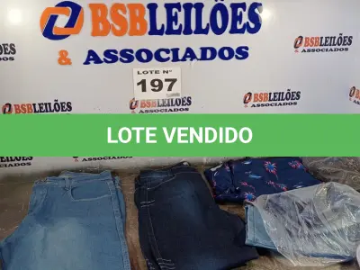LOTE 197 - 06 – PEÇAS DE ROUPAS FEMININAS (NO ESTADO, NÃO SABEMOS SE FUNCIONA. LEILÃO NÃO TEM GARANTIA E NEM DEVOLUÇÃO, SUJEITO A POSSÍVEIS AVARIAS VISÍVEIS/OCULTAS E/OU AUSÊNCIA DE COMPONENTES)