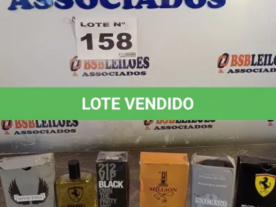 LOTE 158 - 06 – PERFUMES DIVERSOS (NO ESTADO, NÃO SABEMOS SE FUNCIONA. LEILÃO NÃO TEM GARANTIA E NEM DEVOLUÇÃO, SUJEITO A POSSÍVEIS AVARIAS VISÍVEIS/OCULTAS E/OU AUSÊNCIA DE COMPONENTES)