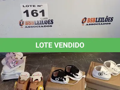 LOTE 161 - 04 – PARES DE CALÇADOS RECÉM-NASCIDO (NO ESTADO, NÃO SABEMOS SE FUNCIONA. LEILÃO NÃO TEM GARANTIA E NEM DEVOLUÇÃO, SUJEITO A POSSÍVEIS AVARIAS VISÍVEIS/OCULTAS E/OU AUSÊNCIA DE COMPONENTES)