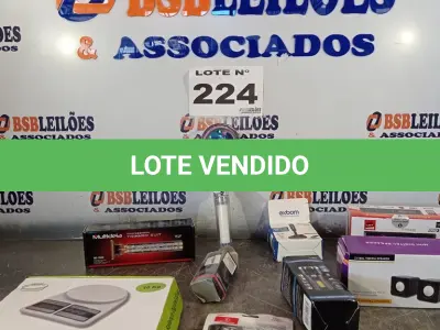 LOTE 224 - 10 - ITENS DE TECNOLOGIA (NO ESTADO, NÃO SABEMOS SE FUNCIONA. LEILÃO NÃO TEM GARANTIA E NEM DEVOLUÇÃO, SUJEITO A POSSÍVEIS AVARIAS VISÍVEIS/OCULTAS E/OU AUSÊNCIA DE COMPONENTES)