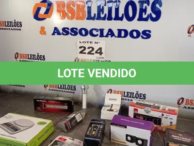 LOTE 224 - 10 - ITENS DE TECNOLOGIA (NO ESTADO, NÃO SABEMOS SE FUNCIONA. LEILÃO NÃO TEM GARANTIA E NEM DEVOLUÇÃO, SUJEITO A POSSÍVEIS AVARIAS VISÍVEIS/OCULTAS E/OU AUSÊNCIA DE COMPONENTES)