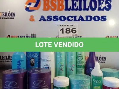 LOTE 186 - 15 - COSMÉTICOS DIVERSOS (NO ESTADO, NÃO SABEMOS SE FUNCIONA. LEILÃO NÃO TEM GARANTIA E NEM DEVOLUÇÃO, SUJEITO A POSSÍVEIS AVARIAS VISÍVEIS/OCULTAS E/OU AUSÊNCIA DE COMPONENTES)