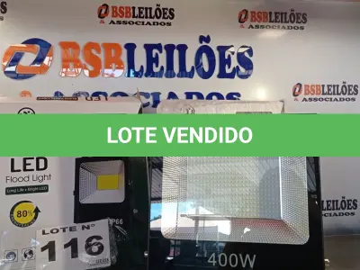 LOTE 116 - 02 - REFLETOR LED 400W BIVOLT (NO ESTADO, NÃO SABEMOS SE FUNCIONA. LEILÃO NÃO TEM GARANTIA E NEM DEVOLUÇÃO, SUJEITO A POSSÍVEIS AVARIAS VISÍVEIS/OCULTAS E/OU AUSÊNCIA DE COMPONENTES)