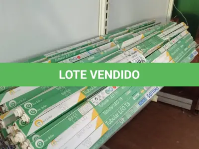 LOTE 482 - 01 LOTE COM VÁRIAS LÂMPADAS TUBULARES SENDO DE LED E FLUORESCENTES. (NO ESTADO, LEILÃO NÃO TEM GARANTIA E NEM DEVOLUÇÃO, SUJEITO A POSSÍVEIS AVARIAS VISÍVEIS/OCULTAS E/OU AUSÊNCIA DE COMPONENTES).