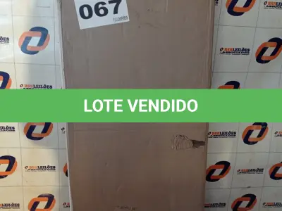 LOTE 067 - 01 - ESCRIVANINHA PARA ESTUDO - AMADEIRADO CARVALHO (NO ESTADO, NÃO SABEMOS SE FUNCIONA. LEILÃO NÃO TEM GARANTIA E NEM DEVOLUÇÃO, SUJEITO A POSSÍVEIS AVARIAS VISÍVEIS/OCULTAS E/OU AUSÊNCIA DE COMPONENTES)