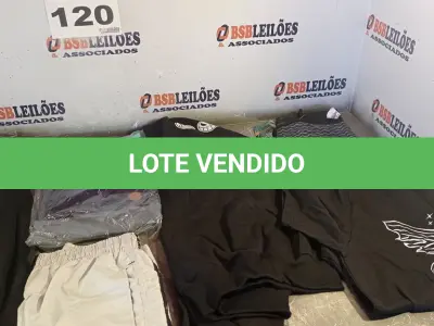 LOTE 120 - 08 – PEÇAS DE ROUPAS MASCULINAS (NO ESTADO, NÃO SABEMOS SE FUNCIONA. LEILÃO NÃO TEM GARANTIA E NEM DEVOLUÇÃO, SUJEITO A POSSÍVEIS AVARIAS VISÍVEIS/OCULTAS E/OU AUSÊNCIA DE COMPONENTES)