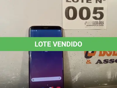LOTE 005 - 01 - SAMSUNG GALAXY S8 64GB (NO ESTADO, NÃO SABEMOS SE FUNCIONA. LEILÃO NÃO TEM GARANTIA E NEM DEVOLUÇÃO, SUJEITO A POSSÍVEIS AVARIAS VISÍVEIS/OCULTAS E/OU AUSÊNCIA DE COMPONENTES)