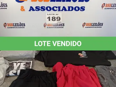 LOTE 189 - 07 – PEÇAS DE ROUPAS MASCULINAS (NO ESTADO, NÃO SABEMOS SE FUNCIONA. LEILÃO NÃO TEM GARANTIA E NEM DEVOLUÇÃO, SUJEITO A POSSÍVEIS AVARIAS VISÍVEIS/OCULTAS E/OU AUSÊNCIA DE COMPONENTES)