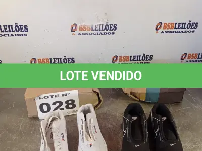 LOTE 028 - 02 – PARES DE CALÇADOS INFANTIL Nº 31 (NO ESTADO, NÃO SABEMOS SE FUNCIONA. LEILÃO NÃO TEM GARANTIA E NEM DEVOLUÇÃO, SUJEITO A POSSÍVEIS AVARIAS VISÍVEIS/OCULTAS E/OU AUSÊNCIA DE COMPONENTES)