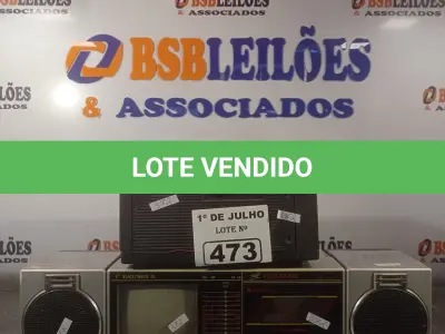 LOTE 473 - 01 STÉREO TV/RADIO CASSETE RECORDER E 01 TV/RADIO 12V. (NO ESTADO, LEILÃO NÃO TEM GARANTIA E NEM DEVOLUÇÃO, SUJEITO A POSSÍVEIS AVARIAS VISÍVEIS/OCULTAS E/OU AUSÊNCIA DE COMPONENTES).