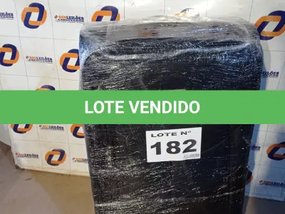 LOTE 182 - 01 - MALA DE VIAGEM (NO ESTADO, NÃO SABEMOS SE FUNCIONA. LEILÃO NÃO TEM GARANTIA E NEM DEVOLUÇÃO, SUJEITO A POSSÍVEIS AVARIAS VISÍVEIS/OCULTAS E/OU AUSÊNCIA DE COMPONENTES)