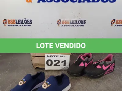 LOTE 021 - 02 – PARES DE CALÇADOS INFANTIL Nº 31 (NO ESTADO, NÃO SABEMOS SE FUNCIONA. LEILÃO NÃO TEM GARANTIA E NEM DEVOLUÇÃO, SUJEITO A POSSÍVEIS AVARIAS VISÍVEIS/OCULTAS E/OU AUSÊNCIA DE COMPONENTES)