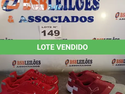 LOTE 149 - 02 – PARES DE CALÇADOS MASCULINO Nº 40 (NO ESTADO, NÃO SABEMOS SE FUNCIONA. LEILÃO NÃO TEM GARANTIA E NEM DEVOLUÇÃO, SUJEITO A POSSÍVEIS AVARIAS VISÍVEIS/OCULTAS E/OU AUSÊNCIA DE COMPONENTES)