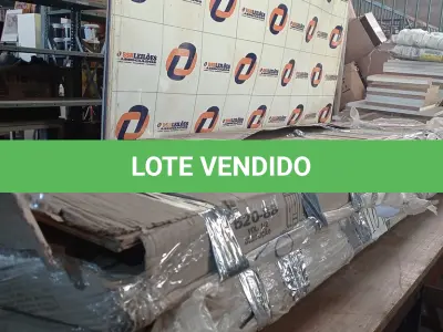 LOTE 104 - 01 - GUARDA ROUPA 6 PORTAS E 2 GAVETAS 620-88 DEMOLIÇÃO (NO ESTADO, NÃO SABEMOS SE FUNCIONA. LEILÃO NÃO TEM GARANTIA E NEM DEVOLUÇÃO, SUJEITO A POSSÍVEIS AVARIAS VISÍVEIS/OCULTAS E/OU AUSÊNCIA DECOMPONENTES)