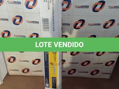 LOTE 151 - 01 - TENDA GAZEBO 2X2M POLIETILENO BRANCO - BEL LAZER (NO ESTADO, NÃO SABEMOS SE FUNCIONA. LEILÃO NÃO TEM GARANTIA E NEM DEVOLUÇÃO, SUJEITO A POSSÍVEIS AVARIAS VISÍVEIS/OCULTAS E/OU AUSÊNCIA DE COMPONENTES)