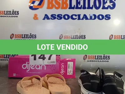 LOTE 147 - 02 – PARES DE CALÇADOS FEMININO Nº 39 (NO ESTADO, NÃO SABEMOS SE FUNCIONA. LEILÃO NÃO TEM GARANTIA E NEM DEVOLUÇÃO, SUJEITO A POSSÍVEIS AVARIAS VISÍVEIS/OCULTAS E/OU AUSÊNCIA DE COMPONENTES)