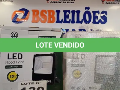 LOTE 130 - 02 - REFLETORES LED 400W BIVOLT (NO ESTADO, NÃO SABEMOS SE FUNCIONA. LEILÃO NÃO TEM GARANTIA E NEM DEVOLUÇÃO, SUJEITO A POSSÍVEIS AVARIAS VISÍVEIS/OCULTAS E/OU AUSÊNCIA DE COMPONENTES)