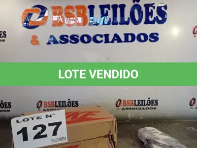 LOTE 127 - 02 – PARES DE CALÇADOS MASCULINO Nº 41 (NO ESTADO, NÃO SABEMOS SE FUNCIONA. LEILÃO NÃO TEM GARANTIA E NEM DEVOLUÇÃO, SUJEITO A POSSÍVEIS AVARIAS VISÍVEIS/OCULTAS E/OU AUSÊNCIA DE COMPONENTES)