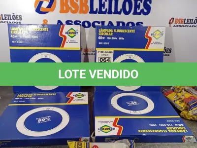 LOTE 064 - 10 LÂMPADAS FLUORESCENTES CIRCULAR 40W 110-220V E 10 REATORES. (NO ESTADO, LEILÃO NÃO TEM GARANTIA E NEM DEVOLUÇÃO, SUJEITO A POSSÍVEIS AVARIAS VISÍVEIS/OCULTAS E/OU AUSÊNCIA DE COMPONENTES).