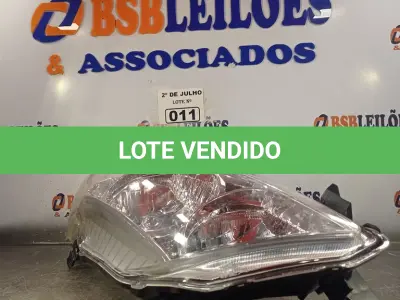 LOTE 011 - 01 FAROL DO LADO ESQUERDO DO COROLA. (NO ESTADO, LEILÃO NÃO TEM GARANTIA E NEM DEVOLUÇÃO, SUJEITO A POSSÍVEIS AVARIAS VISÍVEIS/OCULTAS E/OU AUSÊNCIA DE COMPONENTES).