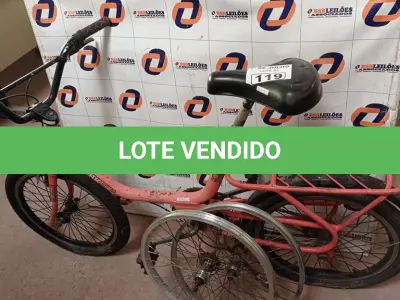 LOTE 119 - 01 BICICLETA MONARK MONARETA ARO 20. (NO ESTADO, LEILÃO NÃO TEM GARANTIA E NEM DEVOLUÇÃO, SUJEITO A POSSÍVEIS AVARIAS VISÍVEIS/OCULTAS E/OU AUSÊNCIA DE COMPONENTES).