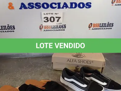 LOTE 307 - 02 – PARES DE CALÇADOS FEMININO Nº 36 (NO ESTADO, NÃO SABEMOS SE FUNCIONA. LEILÃO NÃO TEM GARANTIA E NEM DEVOLUÇÃO, SUJEITO A POSSÍVEIS AVARIAS VISÍVEIS/OCULTAS E/OU AUSÊNCIA DE COMPONENTES)