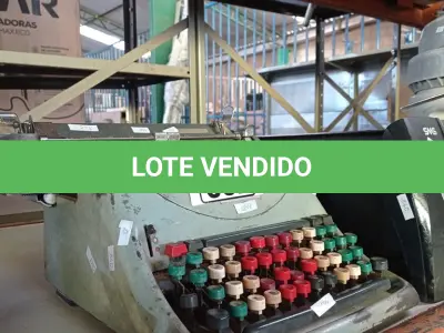 LOTE 092 - 01 MÁQUINA DE ESCREVER E 01 NOBREAK MARCA SMS. (NO ESTADO, LEILÃO NÃO TEM GARANTIA E NEM DEVOLUÇÃO, SUJEITO A POSSÍVEIS AVARIAS VISÍVEIS/OCULTAS E/OU AUSÊNCIA DE COMPONENTES).