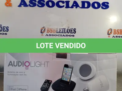 LOTE 393 - 01 - SISTEMA DE SOM E ILUMINAÇÃO SEM FIO (NO ESTADO, NÃO SABEMOS SE FUNCIONA. LEILÃO NÃO TEM GARANTIA E NEM DEVOLUÇÃO, SUJEITO A POSSÍVEIS AVARIAS VISÍVEIS/OCULTAS E/OU AUSÊNCIA DE COMPONENTES)