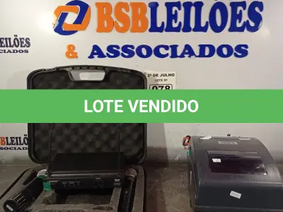 LOTE 078 - 01 IMPRESSORA DE ETIQUETAS MARCA TSC E 01 MICROFONE. (NO ESTADO, LEILÃO NÃO TEM GARANTIA E NEM DEVOLUÇÃO, SUJEITO A POSSÍVEIS AVARIAS VISÍVEIS/OCULTAS E/OU AUSÊNCIA DE COMPONENTES).