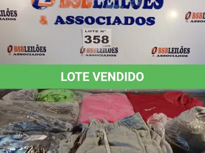LOTE 358 - 08 – PEÇAS DE ROUPAS MASCULINAS (NO ESTADO, NÃO SABEMOS SE FUNCIONA. LEILÃO NÃO TEM GARANTIA E NEM DEVOLUÇÃO, SUJEITO A POSSÍVEIS AVARIAS VISÍVEIS/OCULTAS E/OU AUSÊNCIA DE COMPONENTES)