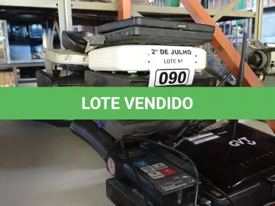 LOTE 090 - 01 LOTE COM ELETRÔNICOS DIVERSOS. (NO ESTADO, LEILÃO NÃO TEM GARANTIA E NEM DEVOLUÇÃO, SUJEITO A POSSÍVEIS AVARIAS VISÍVEIS/OCULTAS E/OU AUSÊNCIA DE COMPONENTES).
