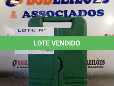 LOTE 277 - 01 – MALETA DE FERRAMENTAS (NO ESTADO, NÃO SABEMOS SE FUNCIONA. LEILÃO NÃO TEM GARANTIA E NEM DEVOLUÇÃO, SUJEITO A POSSÍVEIS AVARIAS VISÍVEIS/OCULTAS E/OU AUSÊNCIA DE COMPONENTES)