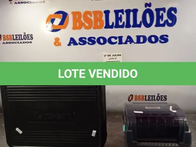 LOTE 078 - 01 IMPRESSORA DE ETIQUETAS MARCA TSC E 01 MICROFONE. (NO ESTADO, LEILÃO NÃO TEM GARANTIA E NEM DEVOLUÇÃO, SUJEITO A POSSÍVEIS AVARIAS VISÍVEIS/OCULTAS E/OU AUSÊNCIA DE COMPONENTES).