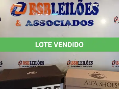 LOTE 285 - 02 – PARES DE CALÇADOS MASCULINO Nº 38 (NO ESTADO, NÃO SABEMOS SE FUNCIONA. LEILÃO NÃO TEM GARANTIA E NEM DEVOLUÇÃO, SUJEITO A POSSÍVEIS AVARIAS VISÍVEIS/OCULTAS E/OU AUSÊNCIA DE COMPONENTES)