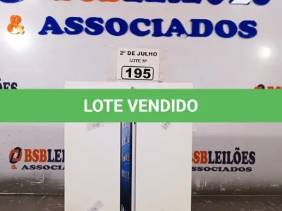 LOTE 195 - 01 IPAD 16GB PARA RETIRADA DE PEÇAS. (NO ESTADO, LEILÃO NÃO TEM GARANTIA E NEM DEVOLUÇÃO, SUJEITO A POSSÍVEIS AVARIAS VISÍVEIS/OCULTAS E/OU AUSÊNCIA DE COMPONENTES).