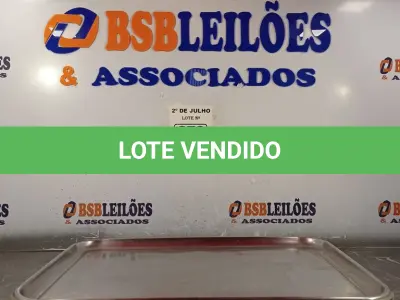 LOTE 079 - 10 BANDEJAS EM AÇO INOX. (NO ESTADO, LEILÃO NÃO TEM GARANTIA E NEM DEVOLUÇÃO, SUJEITO A POSSÍVEIS AVARIAS VISÍVEIS/OCULTAS E/OU AUSÊNCIA DE COMPONENTES).
