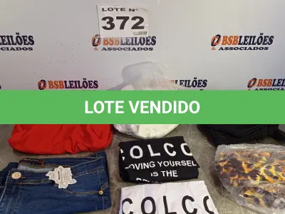 LOTE 372 - 06 – PEÇAS DE ROUPAS FEMININAS (NO ESTADO, NÃO SABEMOS SE FUNCIONA. LEILÃO NÃO TEM GARANTIA E NEM DEVOLUÇÃO, SUJEITO A POSSÍVEIS AVARIAS VISÍVEIS/OCULTAS E/OU AUSÊNCIA DE COMPONENTES)