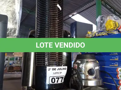 LOTE 077 - 01 VENTILADOR DE COLUNA, 02 GARRAFAS TÉRMICAS E 01 BASE DE LIQUIDIFICADOR MARCAS E MODELOS DIVERSOS. (NO ESTADO, LEILÃO NÃO TEM GARANTIA E NEM DEVOLUÇÃO, SUJEITO A POSSÍVEIS AVARIAS VISÍVEIS/OCULTAS E/OU AUSÊNCIA DE COMPONENTES).