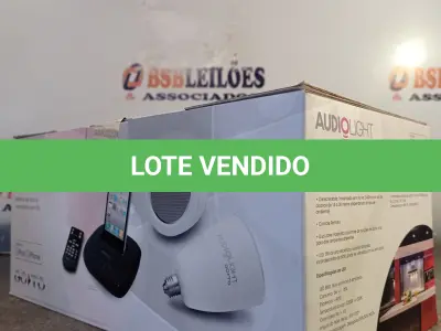LOTE 393 - 01 - SISTEMA DE SOM E ILUMINAÇÃO SEM FIO (NO ESTADO, NÃO SABEMOS SE FUNCIONA. LEILÃO NÃO TEM GARANTIA E NEM DEVOLUÇÃO, SUJEITO A POSSÍVEIS AVARIAS VISÍVEIS/OCULTAS E/OU AUSÊNCIA DE COMPONENTES)