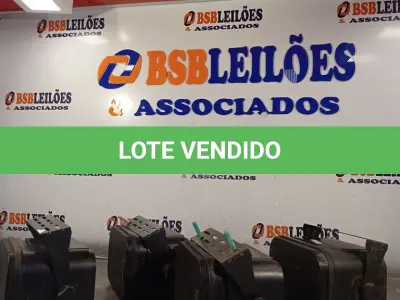 LOTE 115 - 04 CAIXAS DE SOM HURRICANE MP-48 BASS REFLEX 2-WAY 8OHM 150W. (NO ESTADO, LEILÃO NÃO TEM GARANTIA E NEM DEVOLUÇÃO, SUJEITO A POSSÍVEIS AVARIAS VISÍVEIS/OCULTAS E/OU AUSÊNCIA DE COMPONENTES).